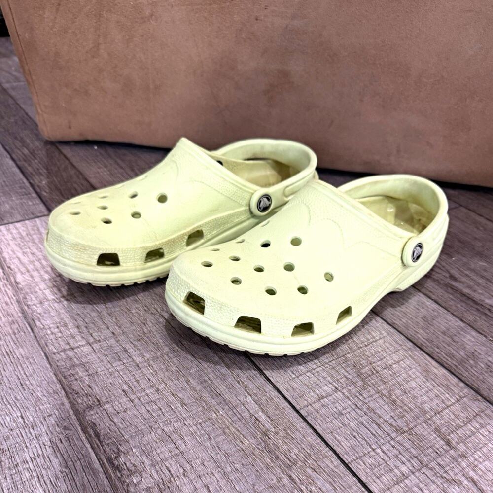 Crocs Classic Clog Sandals Men's US 8.5 Slip-On Adjustable Strap